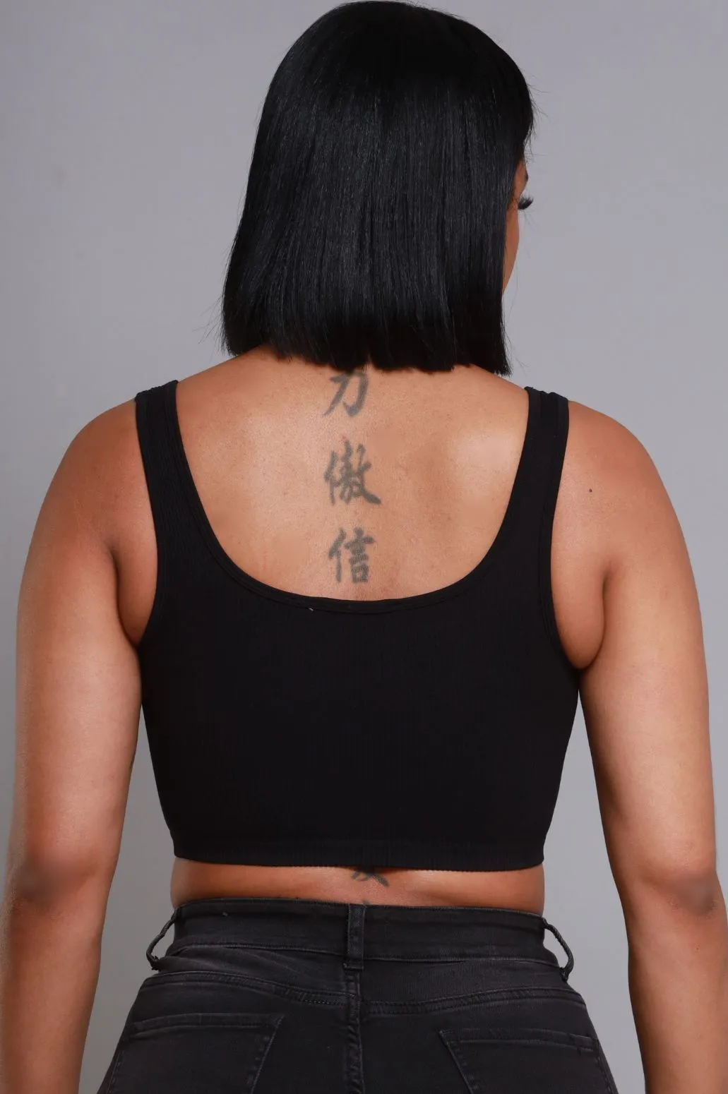 Cali Baby Cropped Graphic Tank Top - Black
