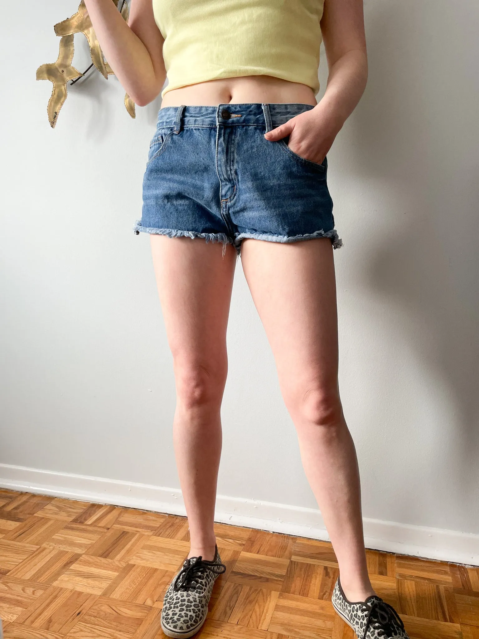 Forever 21 High Rise Cheeky 100% Cotton Cutoff Denim Shorts - Size 31