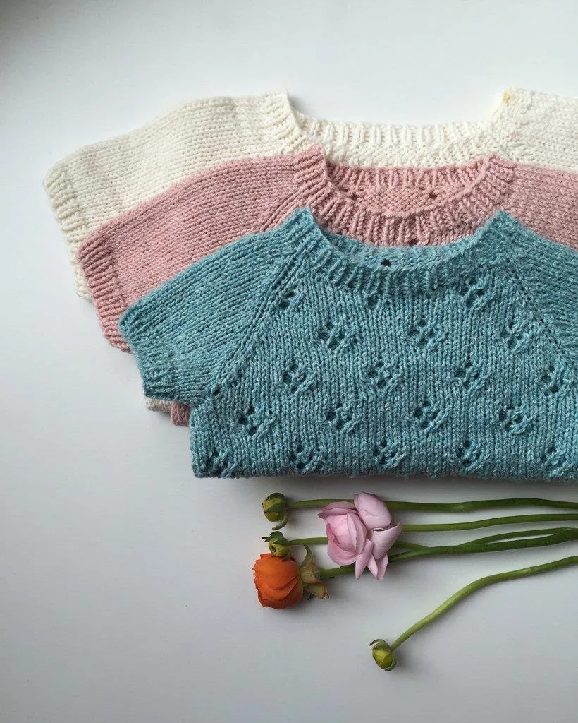 Rigmor's Summer Blouse by PetiteKnit, No 21 knitting kit