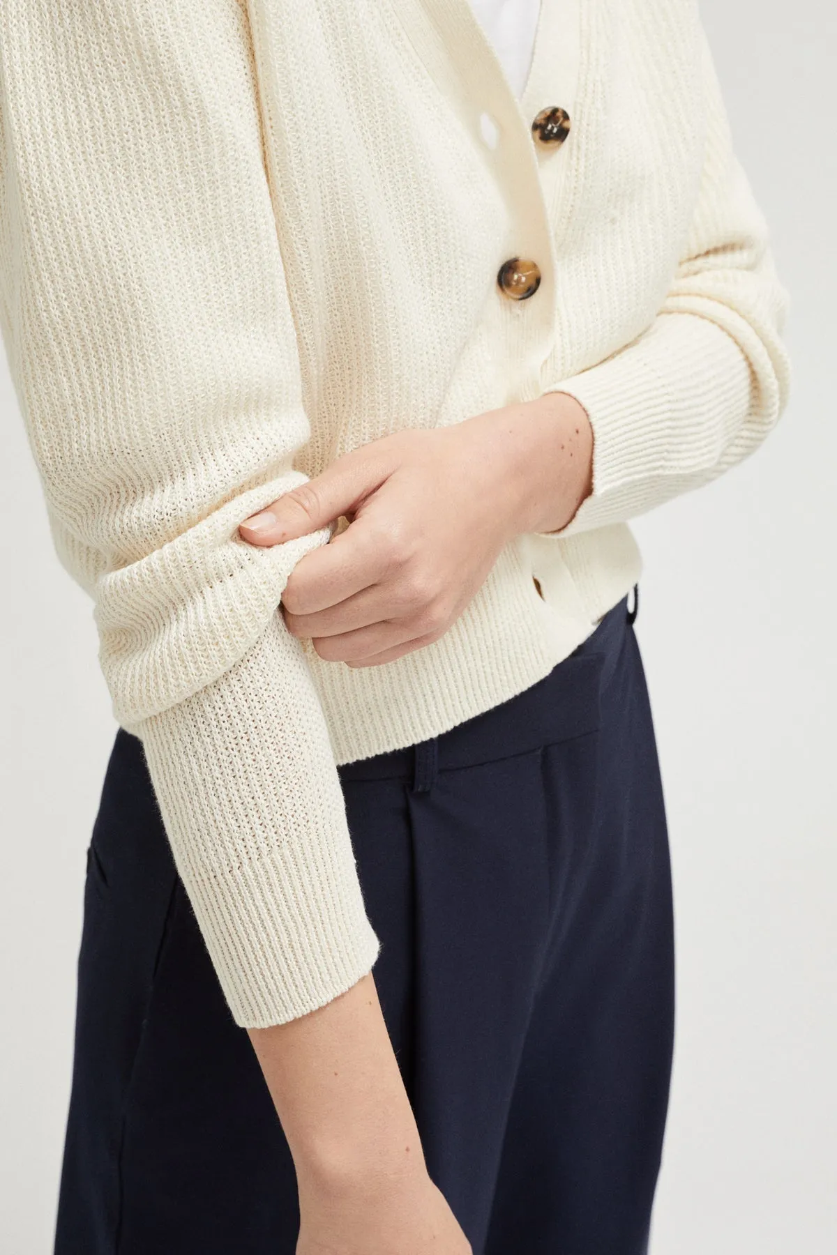 The Linen Cotton Cropped Cardigan