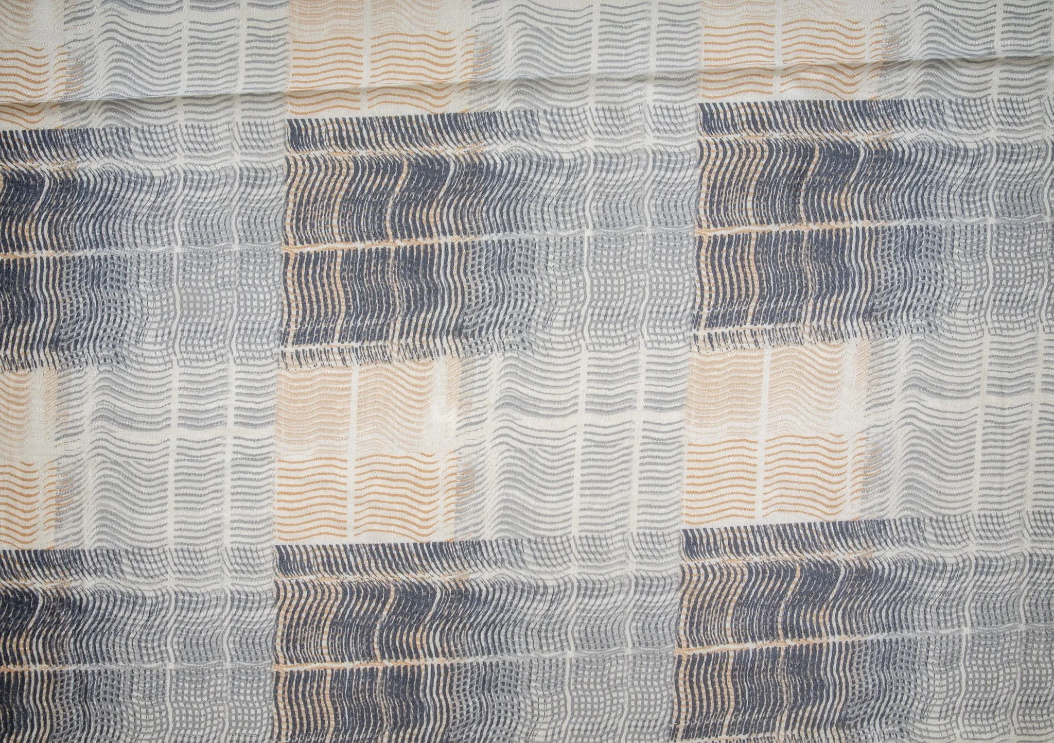 White Grey Geometrical Print Russian Silk Fabric TU 3114